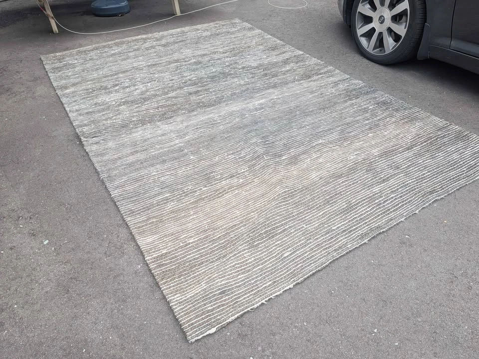 Structube Blair 6x9ft gray white striped rug - photo 3