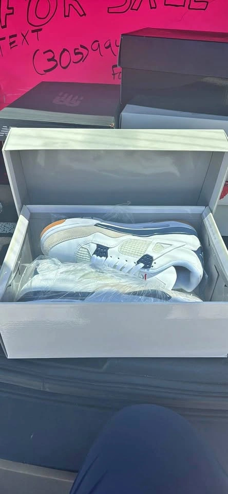 Nike Air Jordan 4 Sneakers