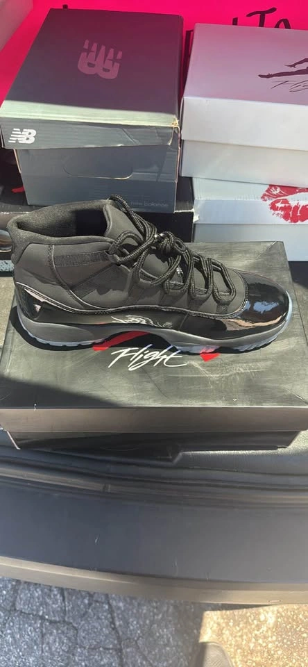 Air Jordan 11 Black Sneakers - photo 2