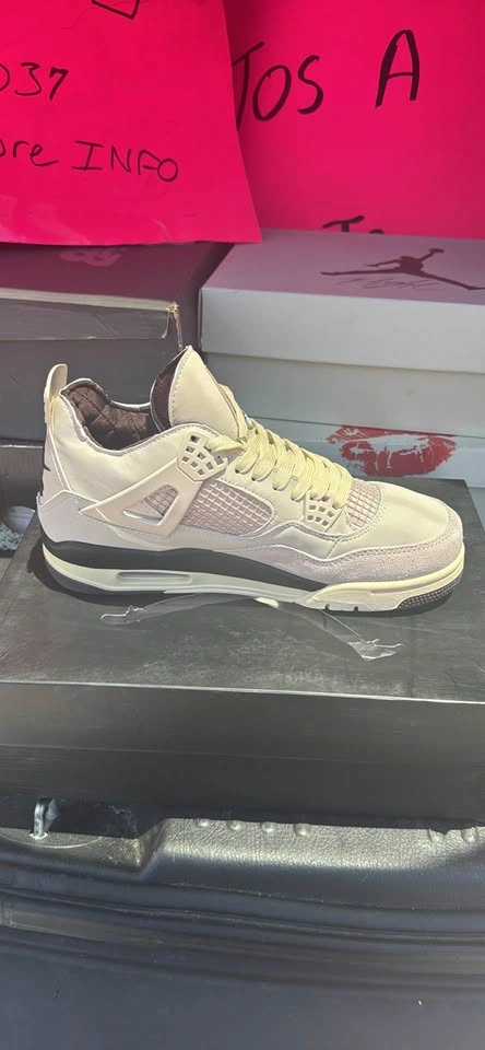 Jordan Air Jordan 4 Light Beige Sneakers - photo 5