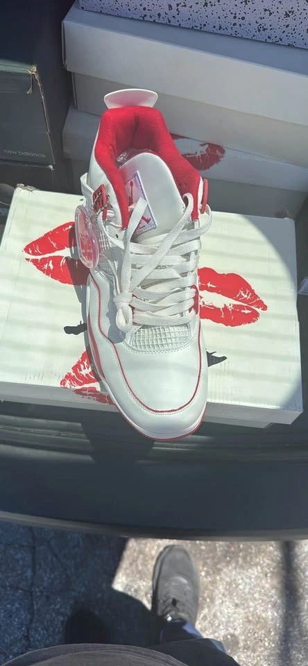 Air Jordan 4 White Red Sneakers with Custom Box - photo 3