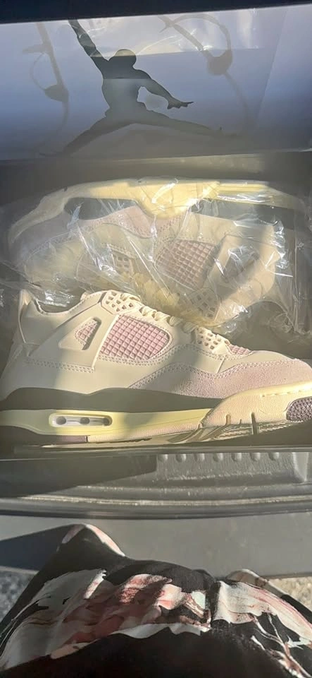 Nike Air Jordan 4 Cream Pink Sneakers