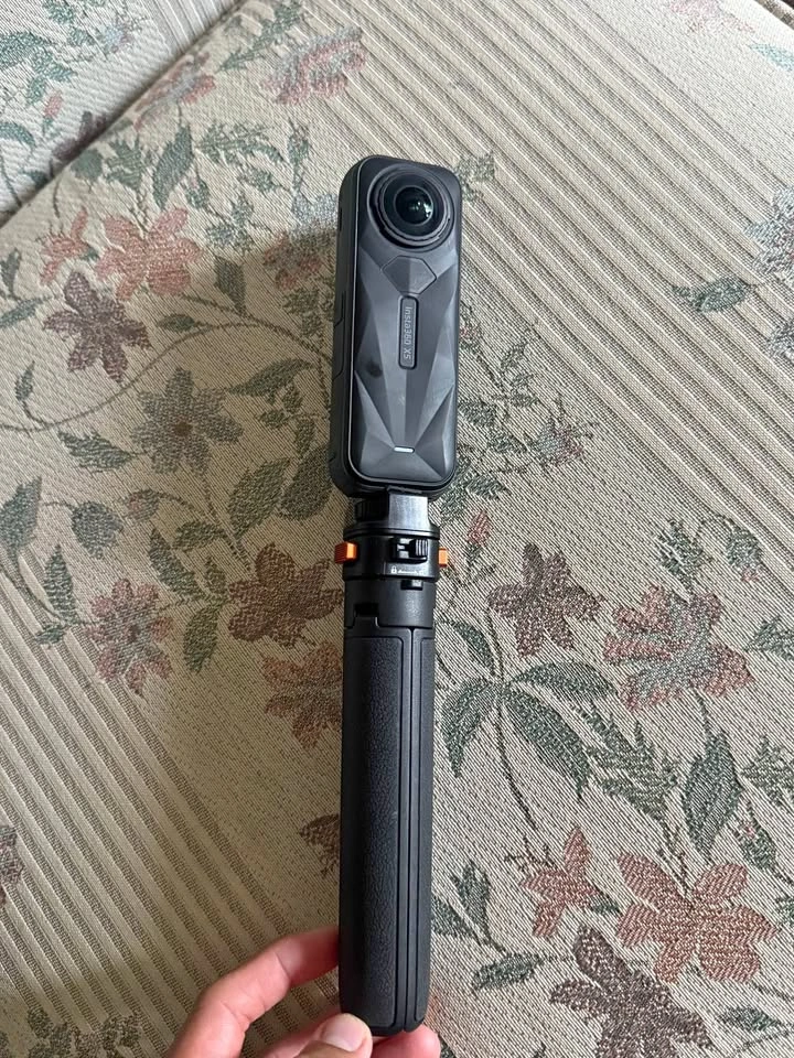 Insta360 X5
