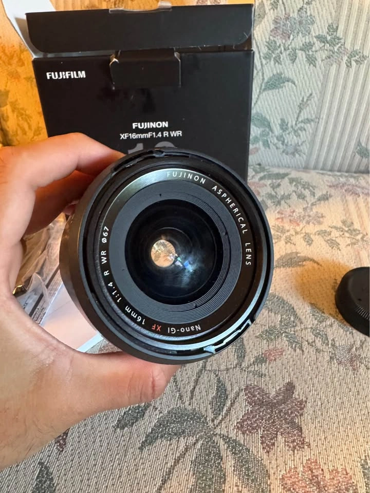 Fujifilm XF 16mm F1.4 R WR lens - photo 3