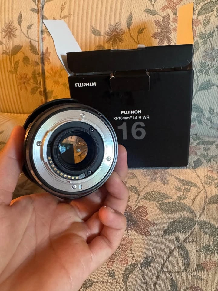 Fujifilm XF 16mm F1.4 R WR lens - photo 5