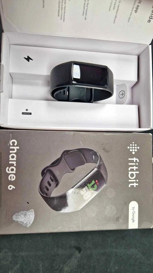 Fitbit Charge 6