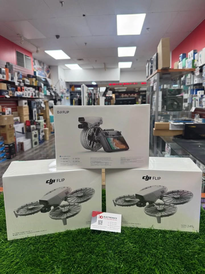 DJI Flip Drone Fly More Combo | 4K Camera | RC 2 Screen Remote - photo 2