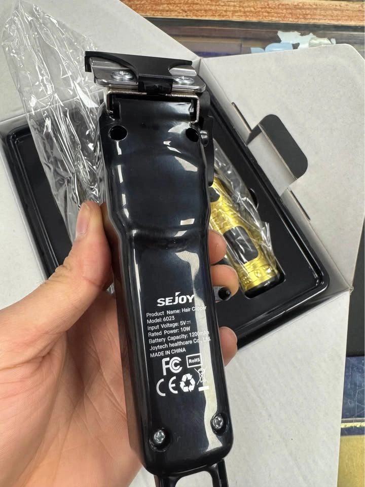 Sejoy Professional Set Rechargeable Hair Clipper Gold - photo 5
