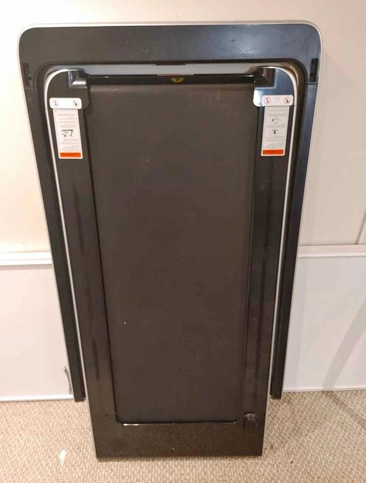 Foldable SuperFit, walking pad / 2-in-1 folding treadmill.