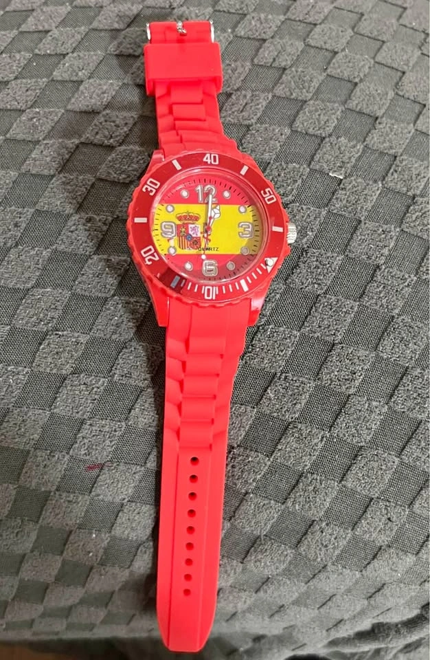 Quartz Wrist Watches (Spain Flag)