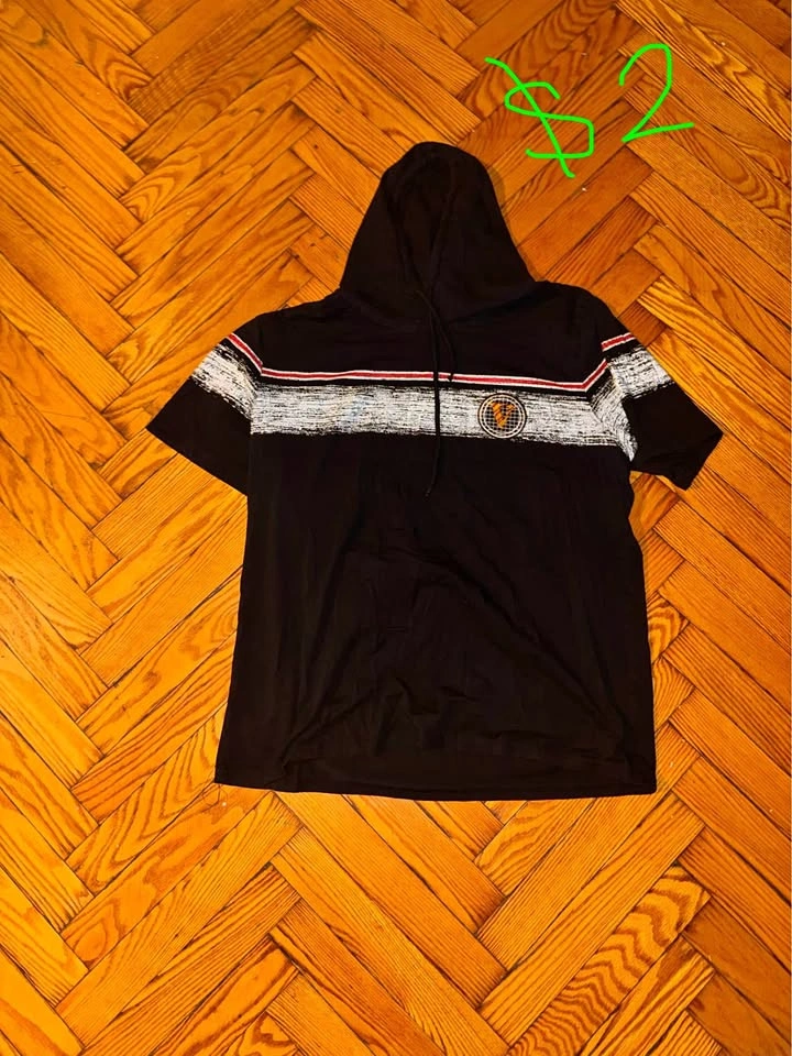 Hooded T-shirt
