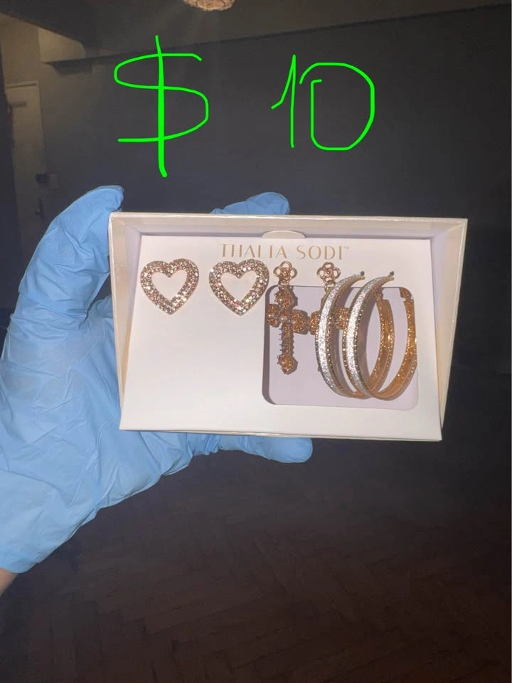 Various affordable items - photo 5