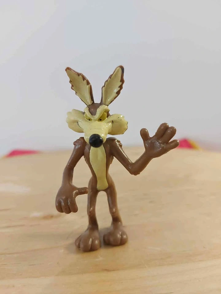 Warner Brothers Looney Tunes Wile E Coyote - Vintage