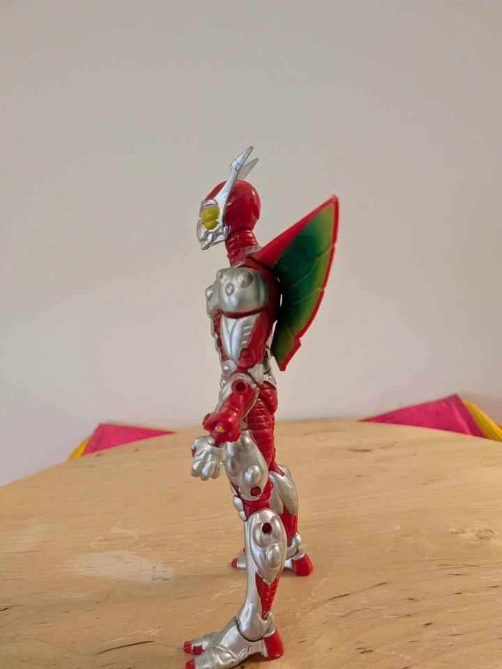 Hasbro Marvel Legends Ultimate Beetle 6" Action Figure 2014 - photo 2