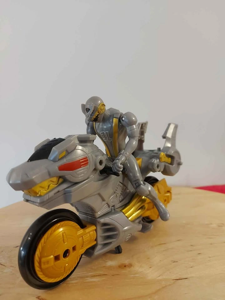Bandai Power Rangers RPM T-Rex Racing Performance Cycle - photo 2