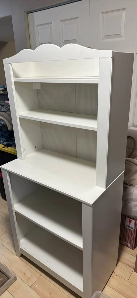 White Scalloped Top Hutch IKEA Bookcase/Shelving Unit - photo 3
