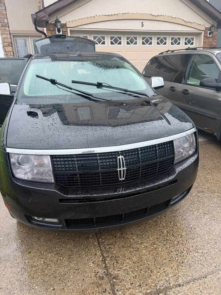 2008 Lincoln MKX Base AWD – Loaded Luxury SUV - photo 5