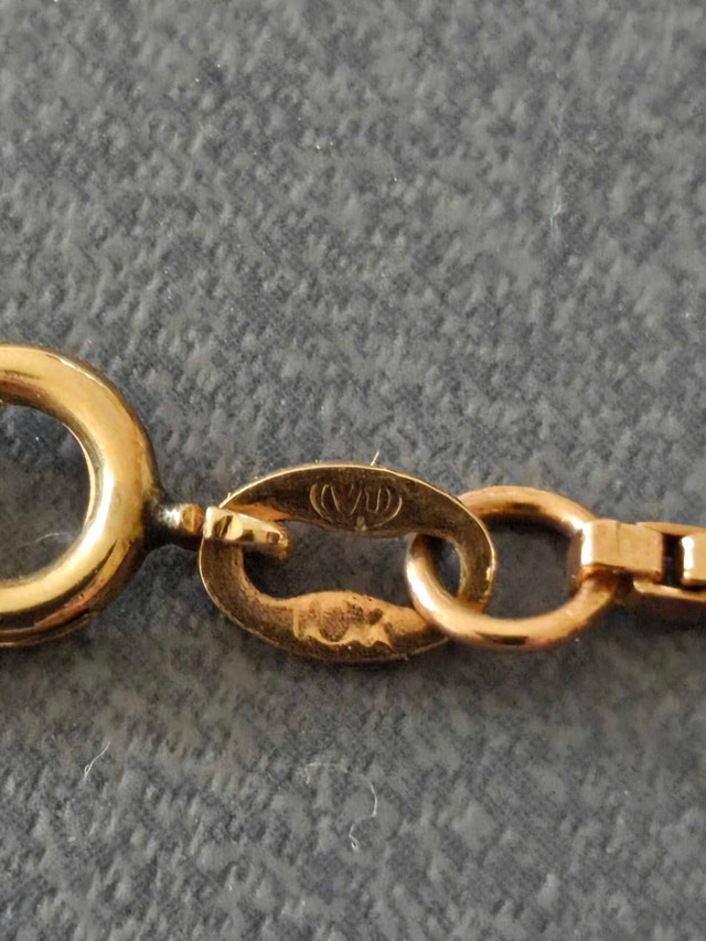 10k Gold Box Chain Bracelet
