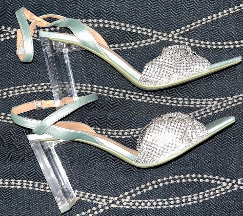 Chinese Laundry Galda Clear Acrylic Heeled Sandals SZ 8 ⚽️ - photo 3