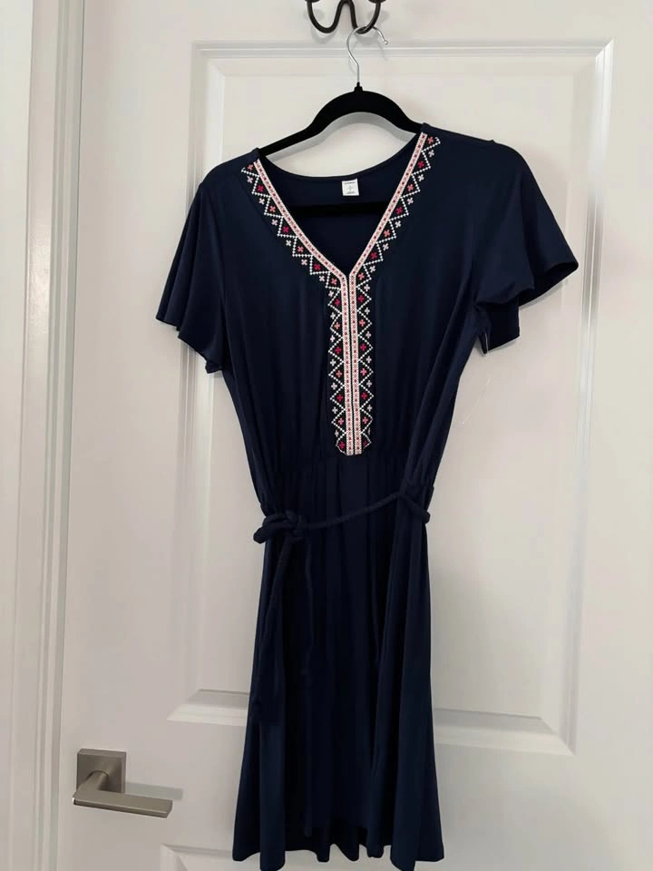Old Navy Waist-Defined Embroidered Tie-Belt Jersey Dress - S⚽️ - photo 5