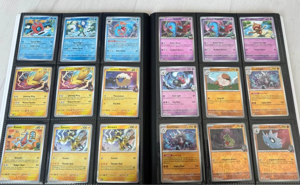 Pokemon binder with cards - photo 3