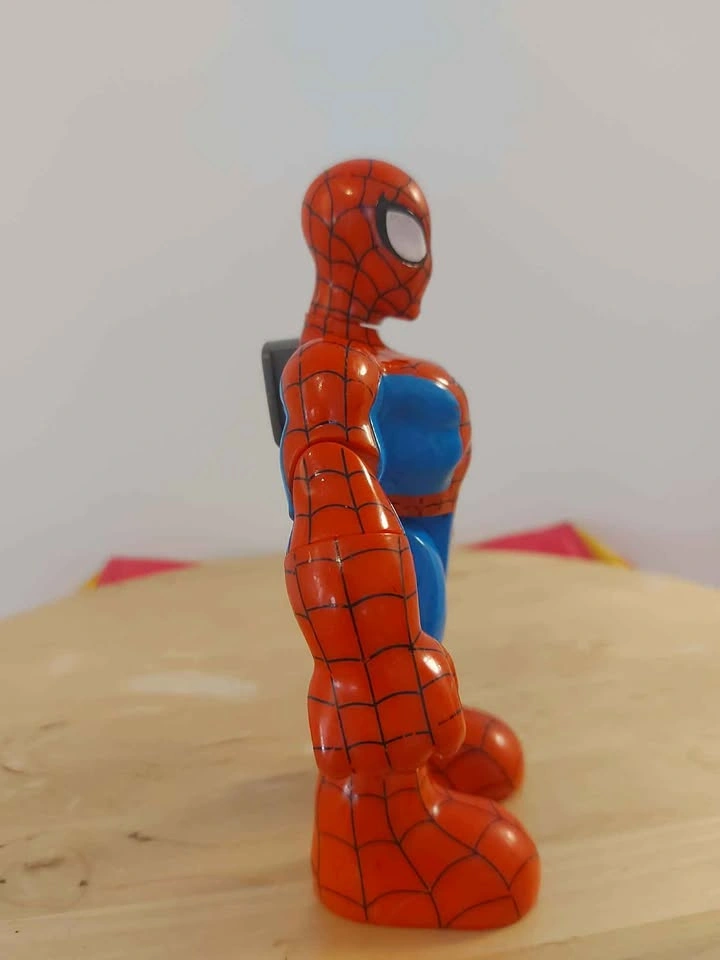 Toy Biz 2003 Spider-Man & Friends 6” Marvel Spider-Man Action Fi - photo 4