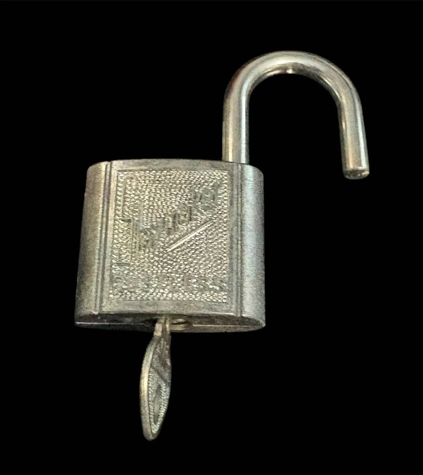 Vintage Slaymaker Rustless Padlock with Keys - photo 2