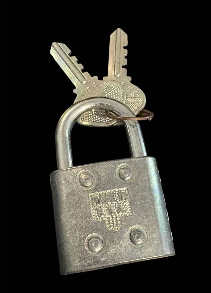Vintage Slaymaker Rustless Padlock with Keys - photo 3