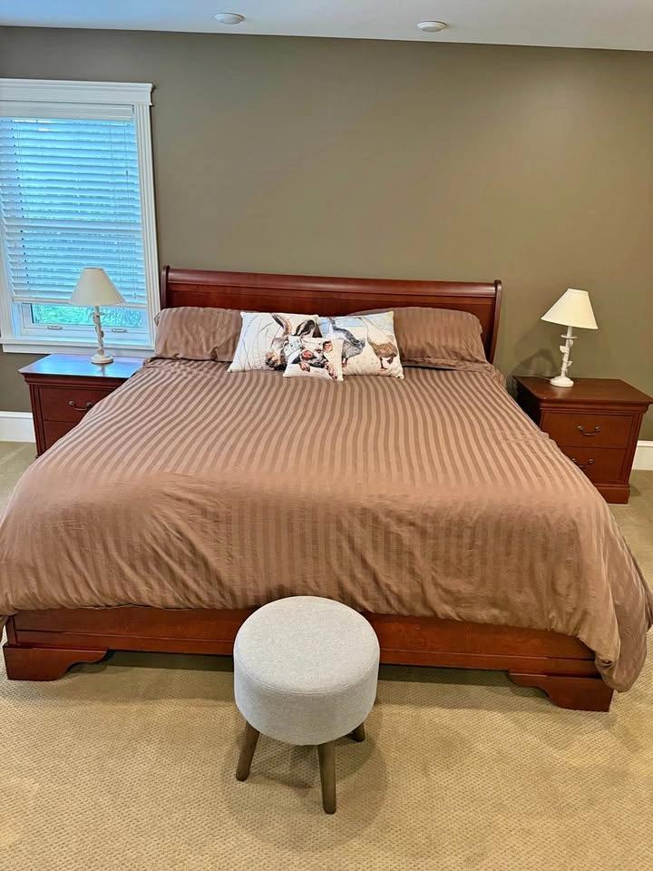 Estate sale - Gorgeous King Bedroom Set