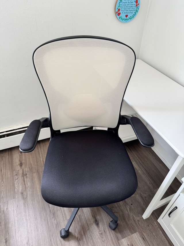 Desk and chair - photo 5