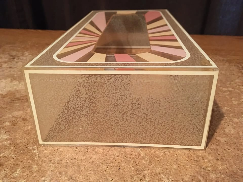VINTAGE CLEAR ACRYLIC UNICORN TISSUE BOX HOLDER - photo 4