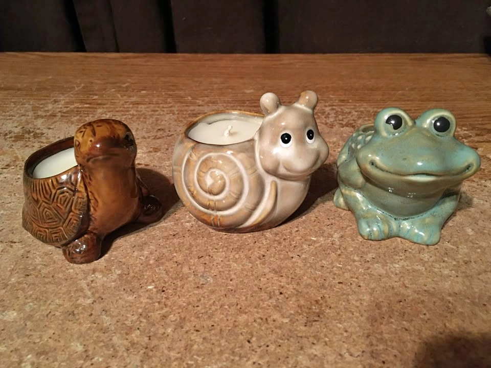 LOT OF 3 VINTAGE ANIMAL CANDLES FROG SNAIL TURTLE