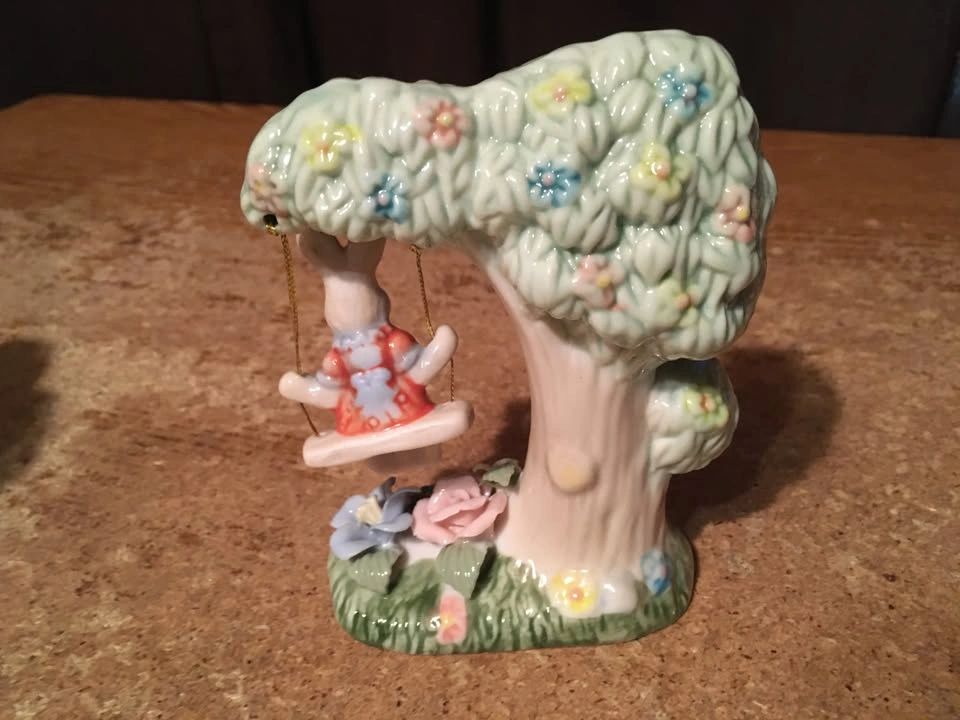 LOT OF 2 K'S COLLECTION BUNNY SWINGING IN A TREE GIRL BUNNY - photo 5