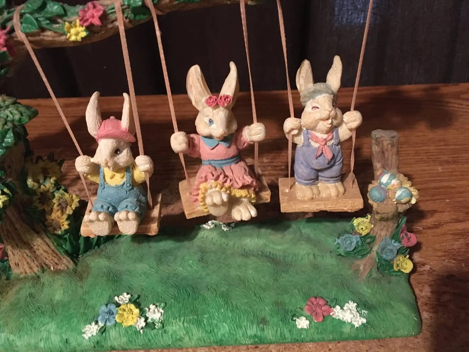 BUNNY FAMILY SWING WITH SIX SWINGING BUNNIES EASTER BY JAIMY 15" - photo 3