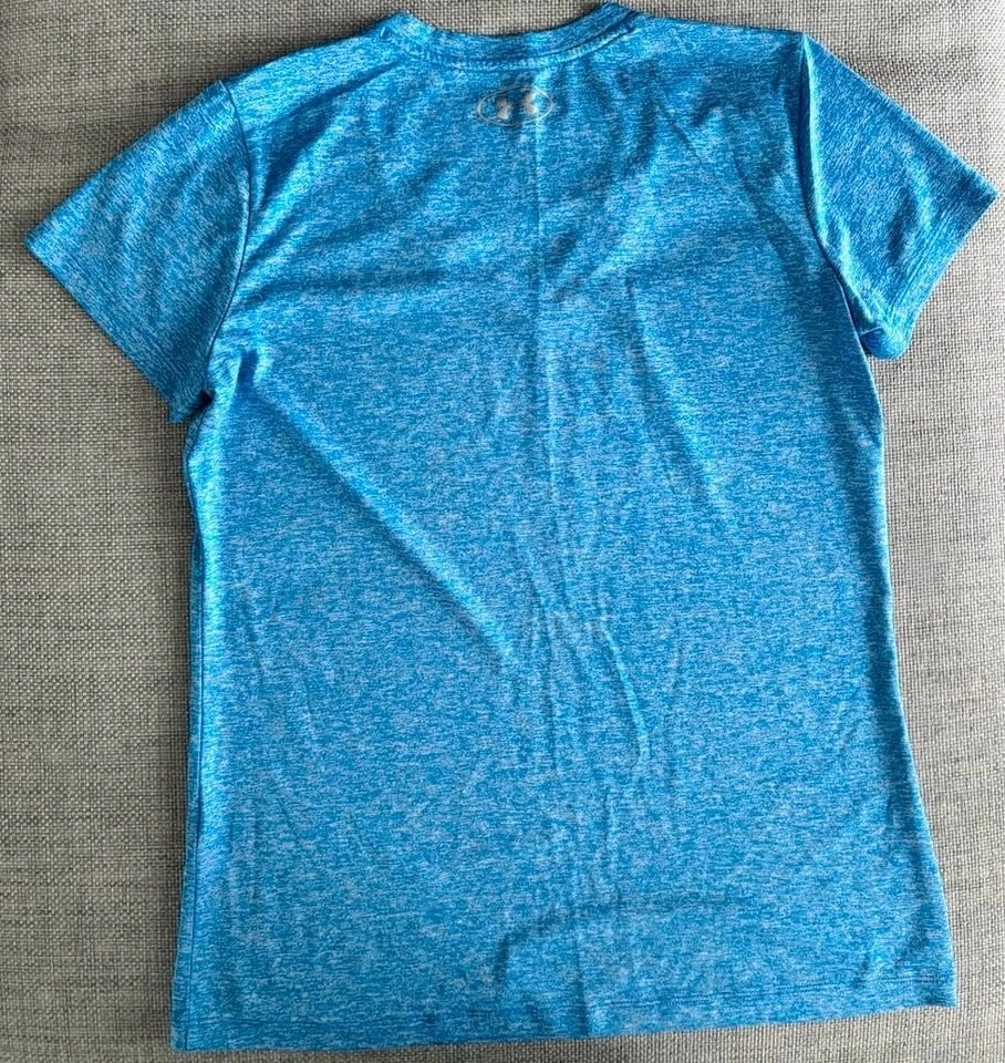 Under Armour Women's Short Sleeve Workout T-Shirts ~ Small⚽️ - photo 2