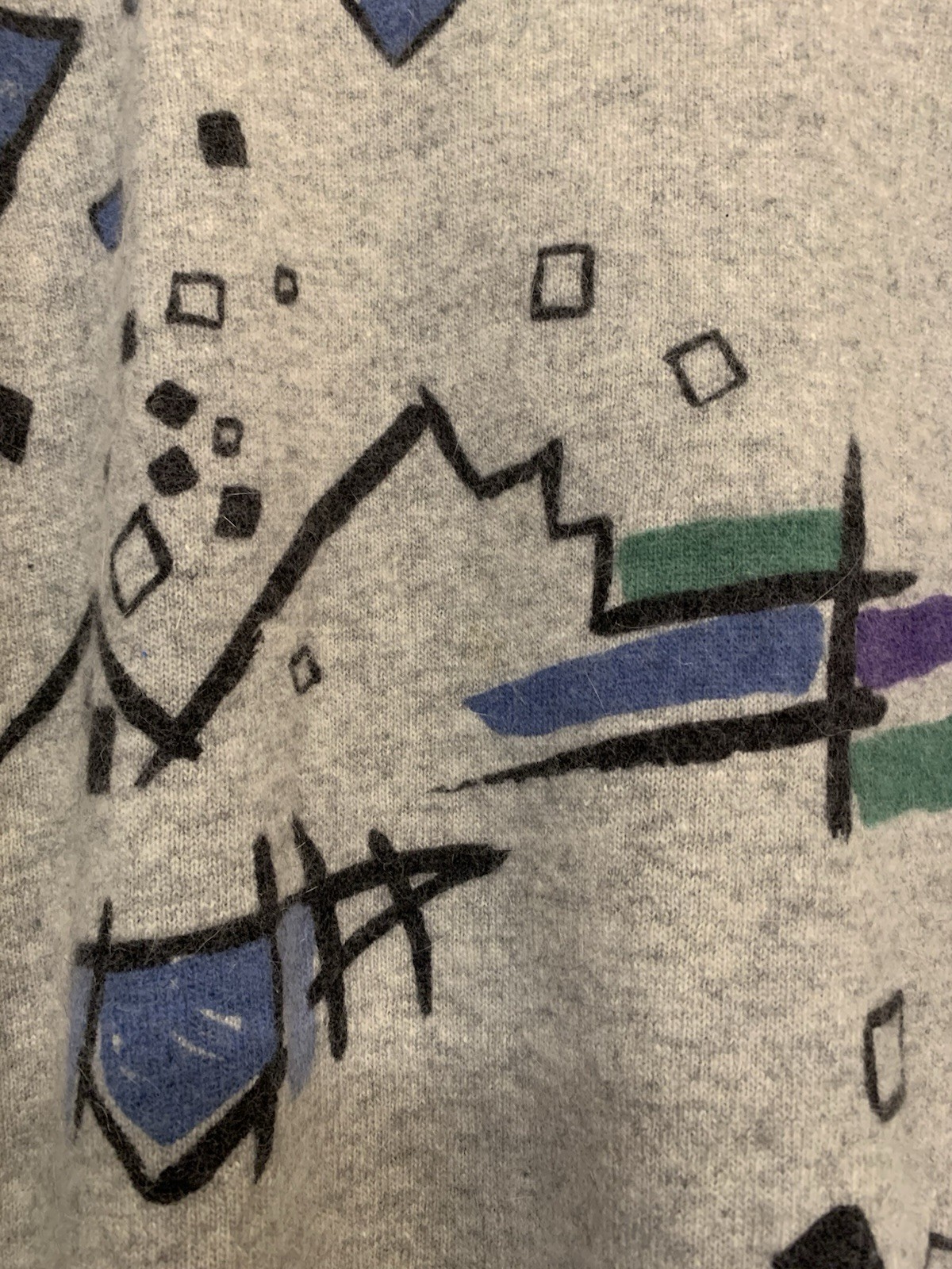 ⚽️ Vintage Distinctions Abstract Geometric Memphis Sweater - photo 3
