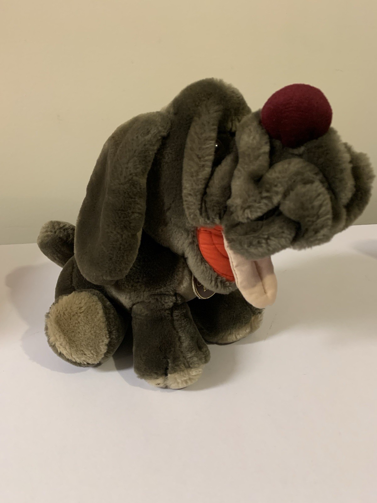 ⚽️ Vintage Ganz Wrinkles Dog Plush 1984 Heritage Sitting