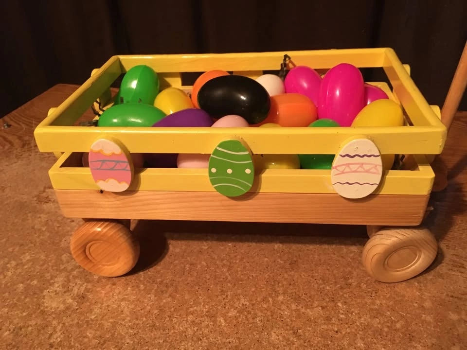 DECORATIVE WOOD TOY WAGON EASTER DECOR WITH PLASTIC EGGS - photo 3