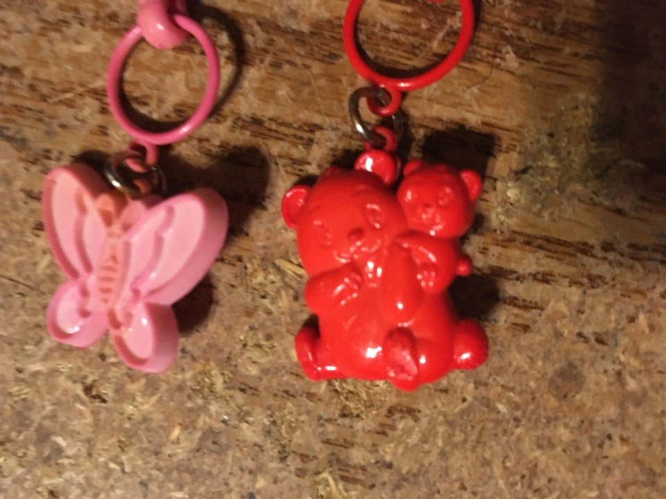 5X Vintage 1980s Plastic Bell Charms - photo 2