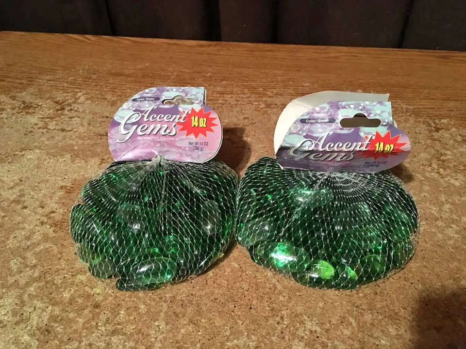 LOT OF 2 CRAFTERS SQUARE GREEN ACCENT GEMS 14 OZ. EACH DECORATIN