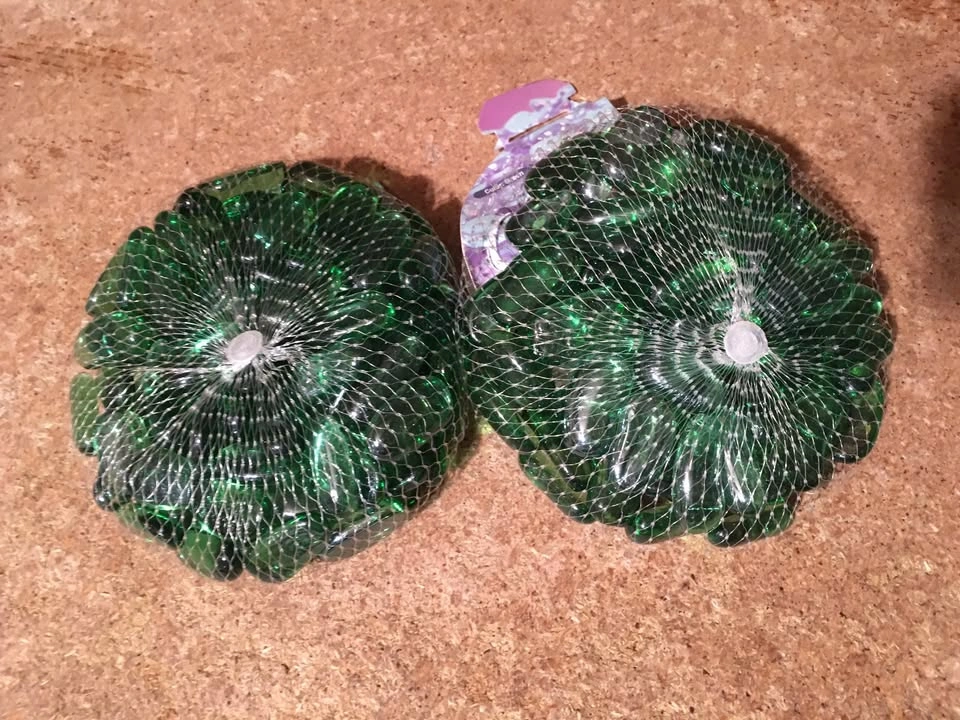 LOT OF 2 CRAFTERS SQUARE GREEN ACCENT GEMS 14 OZ. EACH DECORATIN - photo 4