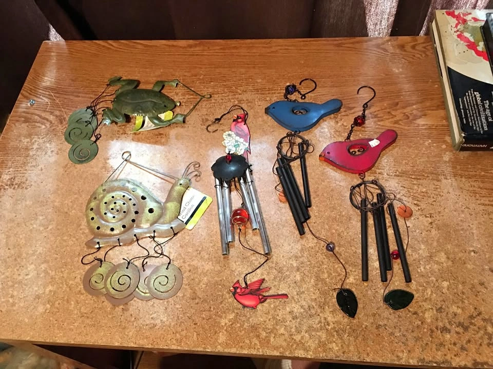 LOT OF 5 WIND CHIME BIRDS CARDINAL SNAIL TURTLE