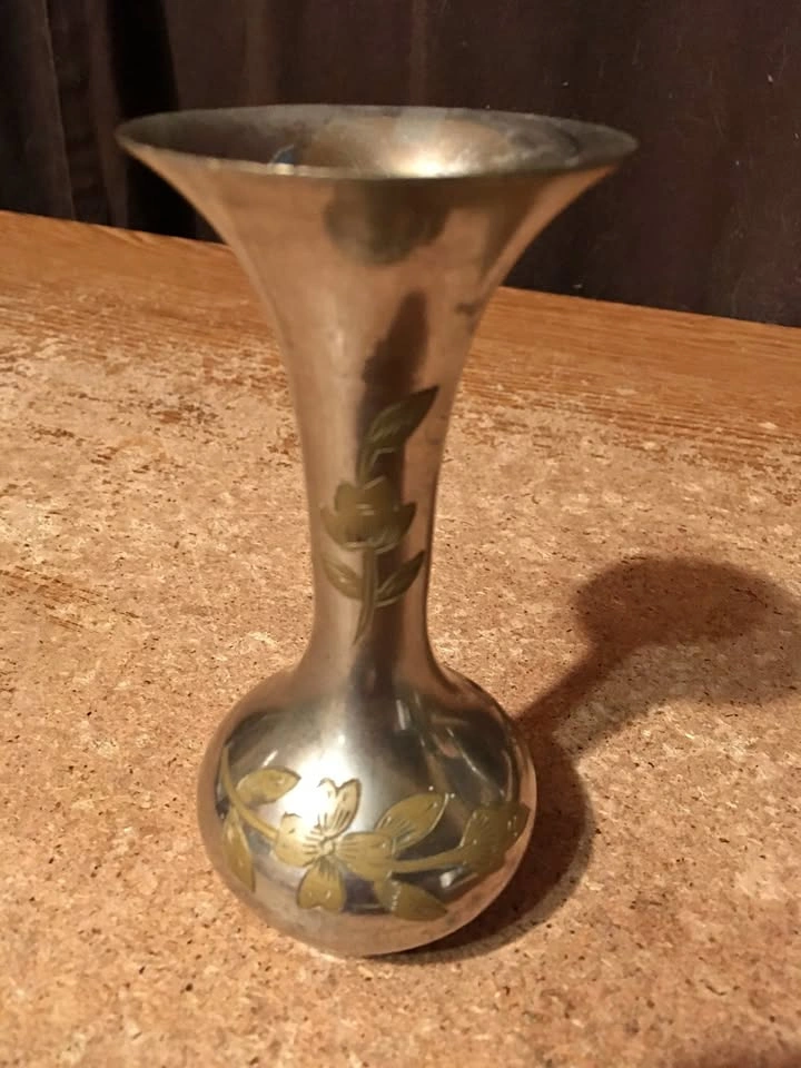 VINTAGE SILVER BRASS ETCHED FLOWER BUD VASE INDIA 5"