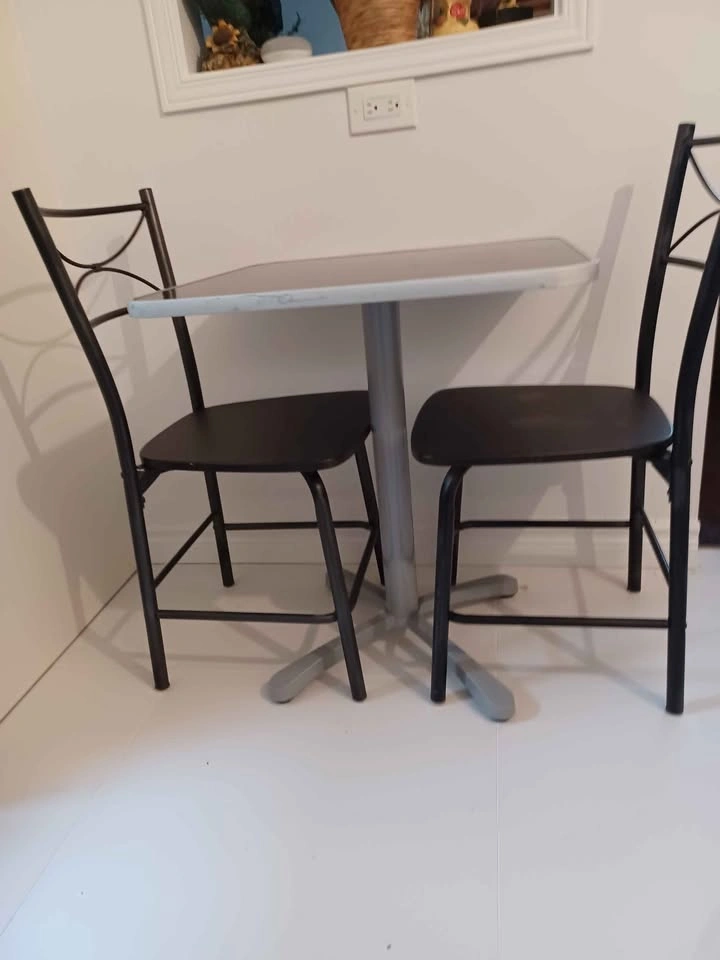 Small Ikea Retro Pedestal Table and 2 Black Metal Chairs - photo 2