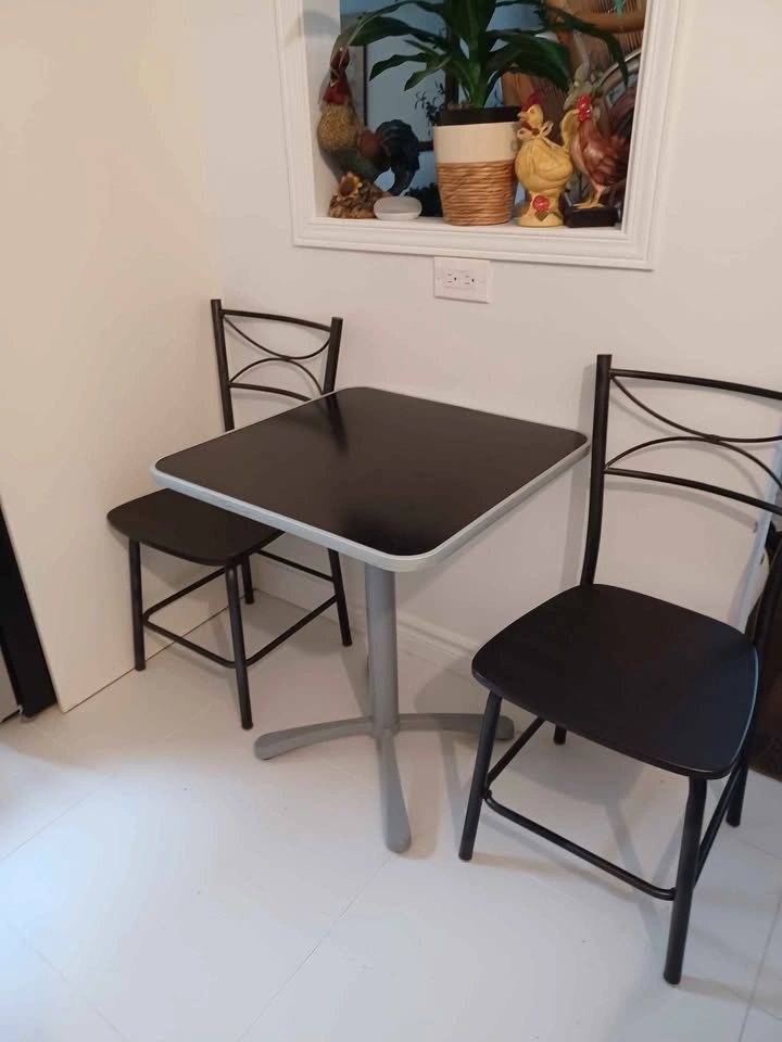 Small Ikea Retro Pedestal Table and 2 Black Metal Chairs - photo 5