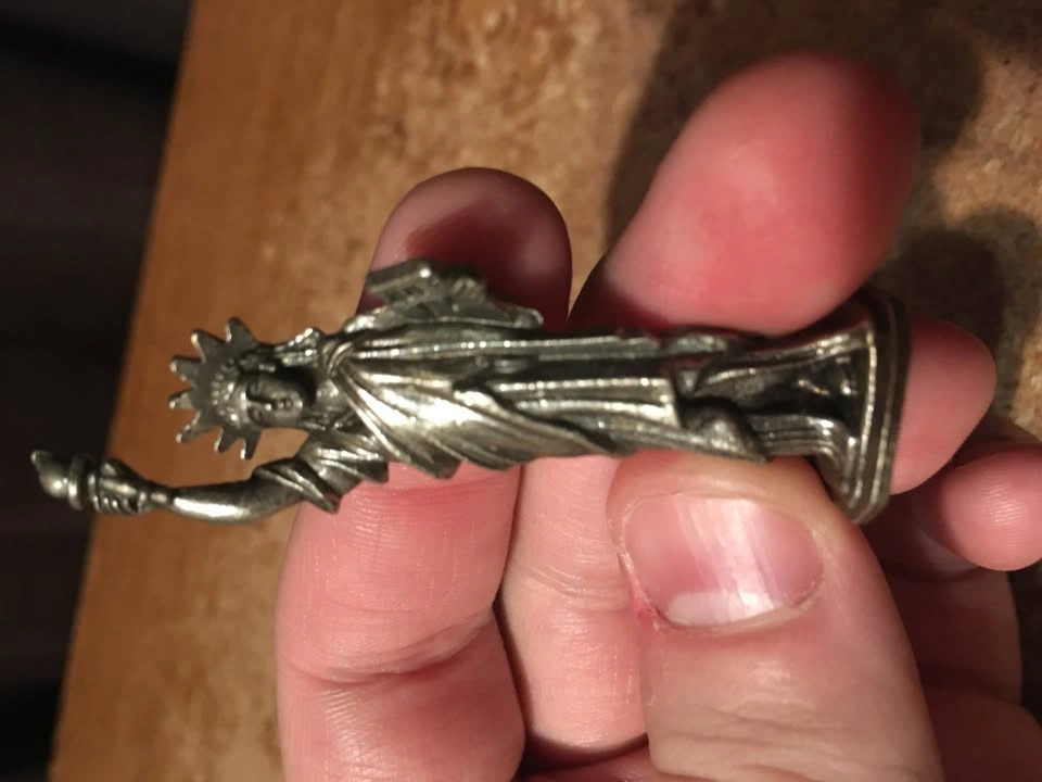 MINIATURE PEWTER STATUE OF LIBERTY 2.5" FIGURINE - photo 5