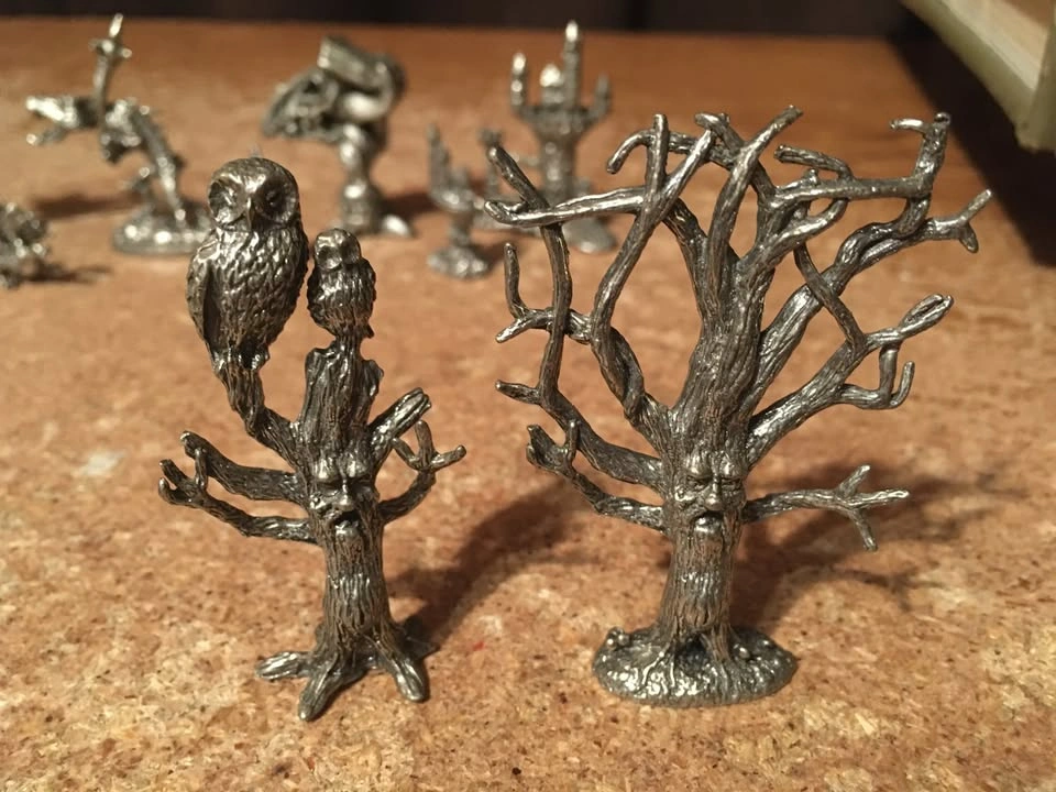 LOT OF 12 PEWTER FANTASY FIGURINES WIZARDS DRAGONS CASTLES - photo 3