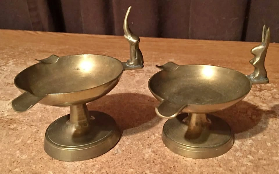 LOT OF 2 VINTAGE SOLID BRASS ROUND DISH ELEPHANT RABBIT