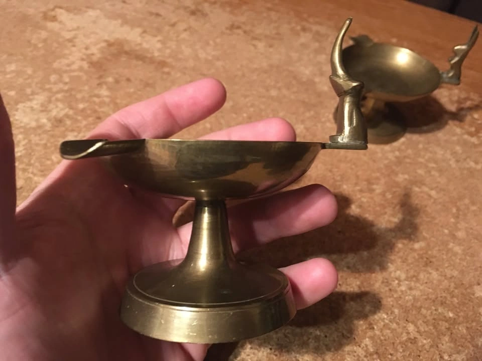 LOT OF 2 VINTAGE SOLID BRASS ROUND DISH ELEPHANT RABBIT - photo 3