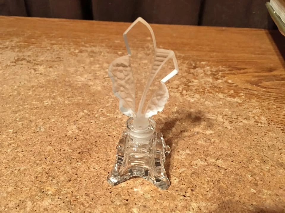 ANTIQUE ART DECO WHEEL CUT CRYSTAL PERFUME BOTTLE CZECH GLASS